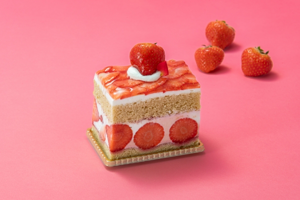 【1/1〜1/3】あまおう苺のプレミアムショートケーキ