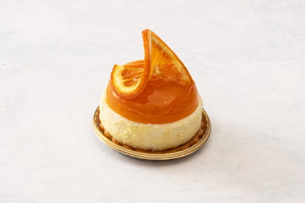 【5/1より】オレンジとパッションのチーズケーキ