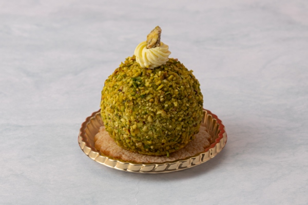 ピスタチオとチェリーのムース