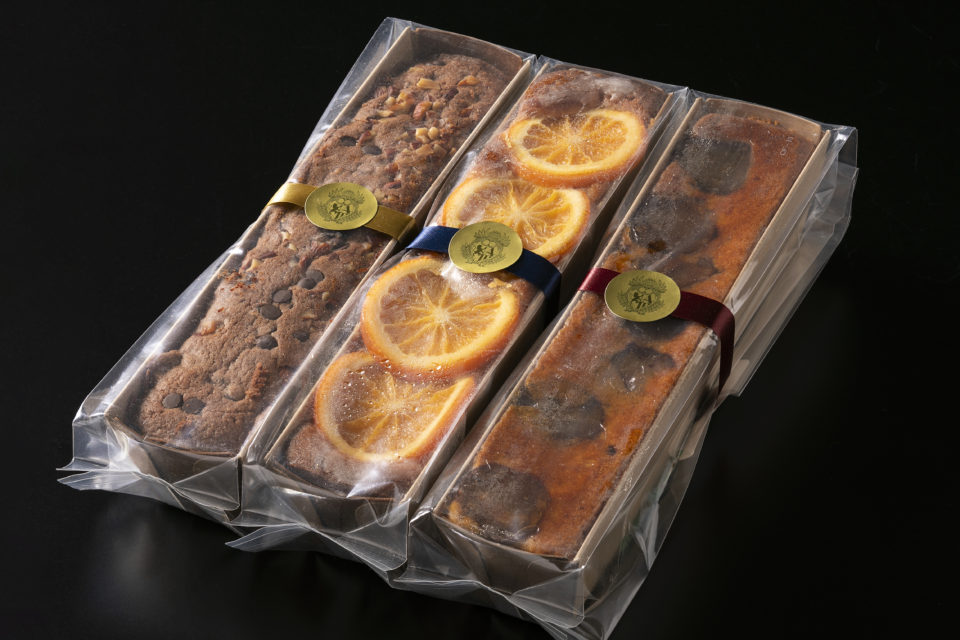 ギフトに最適な3種の彩りパウンドケーキ
（オレンジ、マロン、ショコラ）